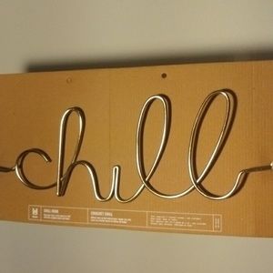 ✨ Urban Outfitters ✨ Chill Wall Hanger